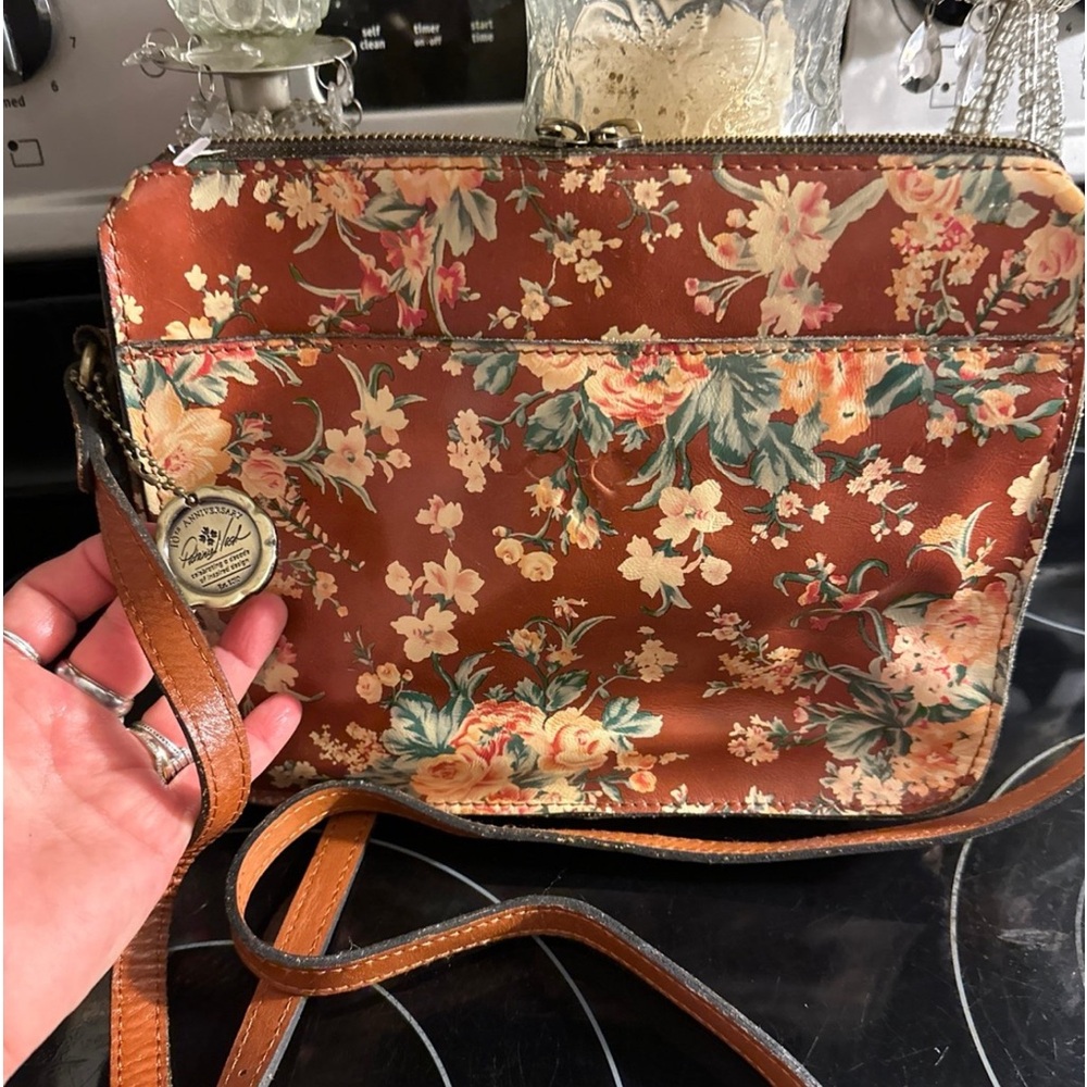 Patricia Nash botanical Crossbody excellent used condition
